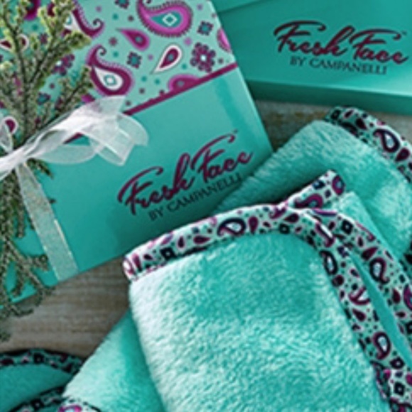 1 Fresh Face by Campanelli gift box Set NEW - Picture 2 of 2